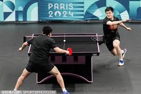 F1中国大奖赛：汉密尔顿冲刺赛夺冠 皮亚斯特里夺正赛杆位