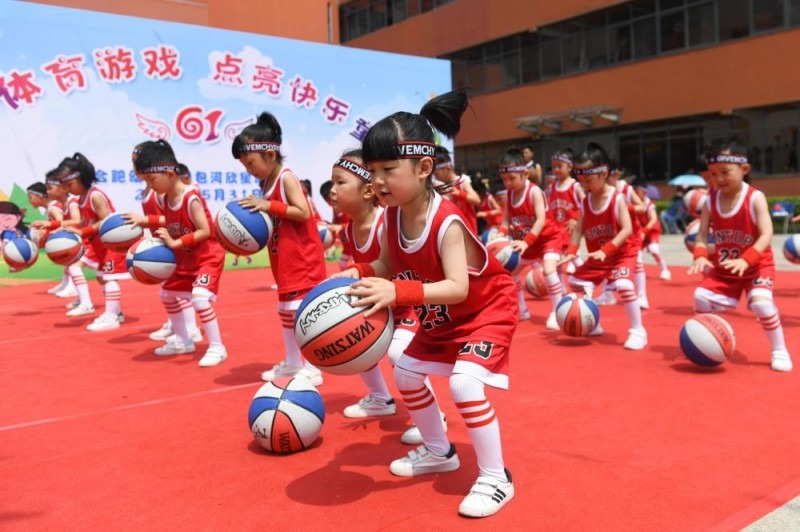 斯特拉斯堡主帅：巴黎能赢欧冠，他们是目前欧洲最强的球队