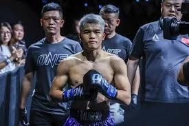 两战步行者69分：湖人横扫步行者里夫斯居功 间隙性断电或因球权