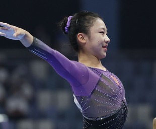 东契奇：里夫斯无论扮演什么角色都不会抱怨 他就是你想要的队友