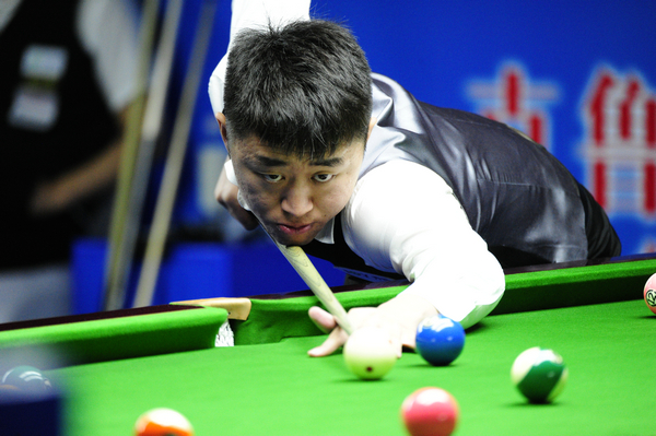 度呈现出胶 度呈现出胶