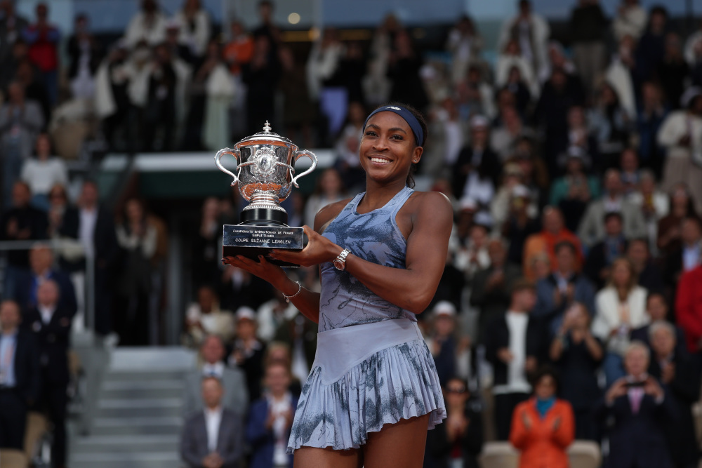 每体：弗里克认可德容的实力，后者将在九月后回归