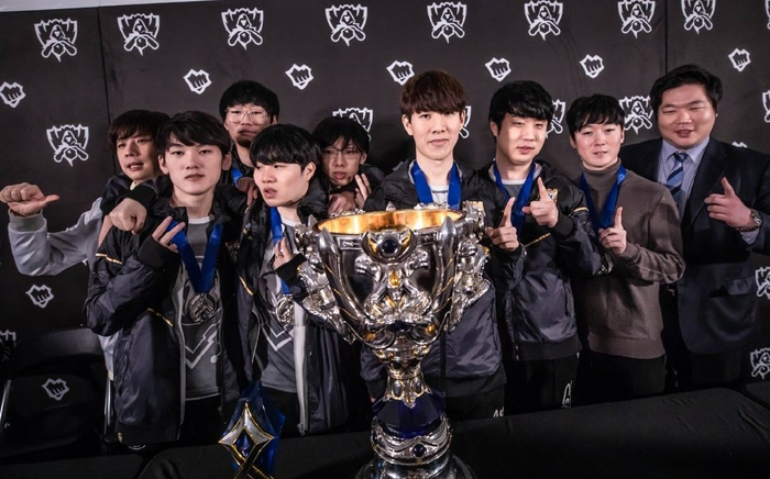 自由潜水男子动态有蹼决赛金明无缘奖牌